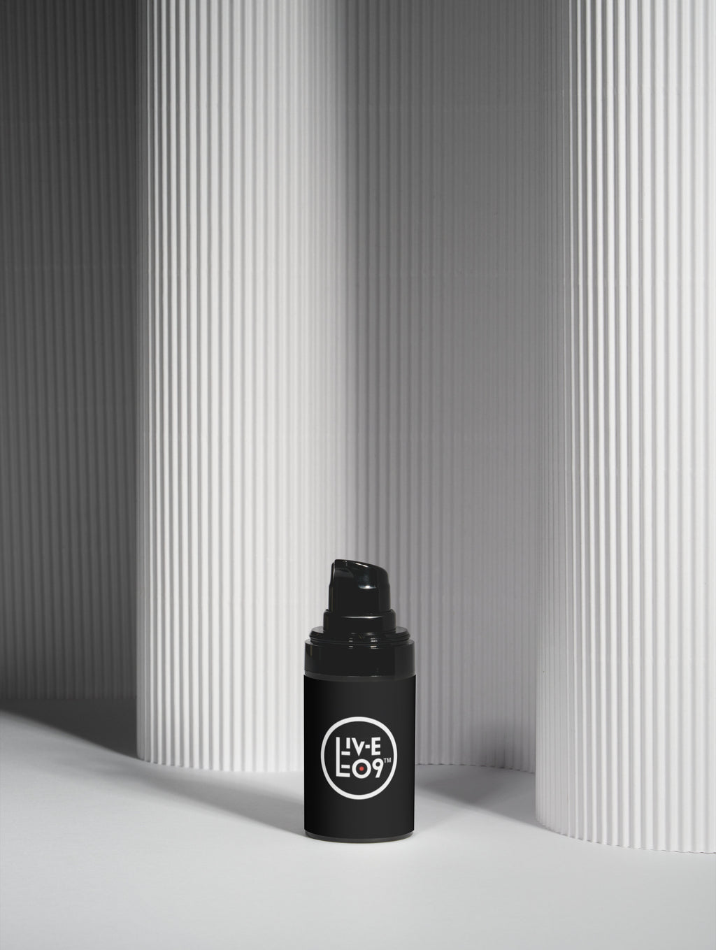 LIVELE09 3-in-1 Eye Cream for Men