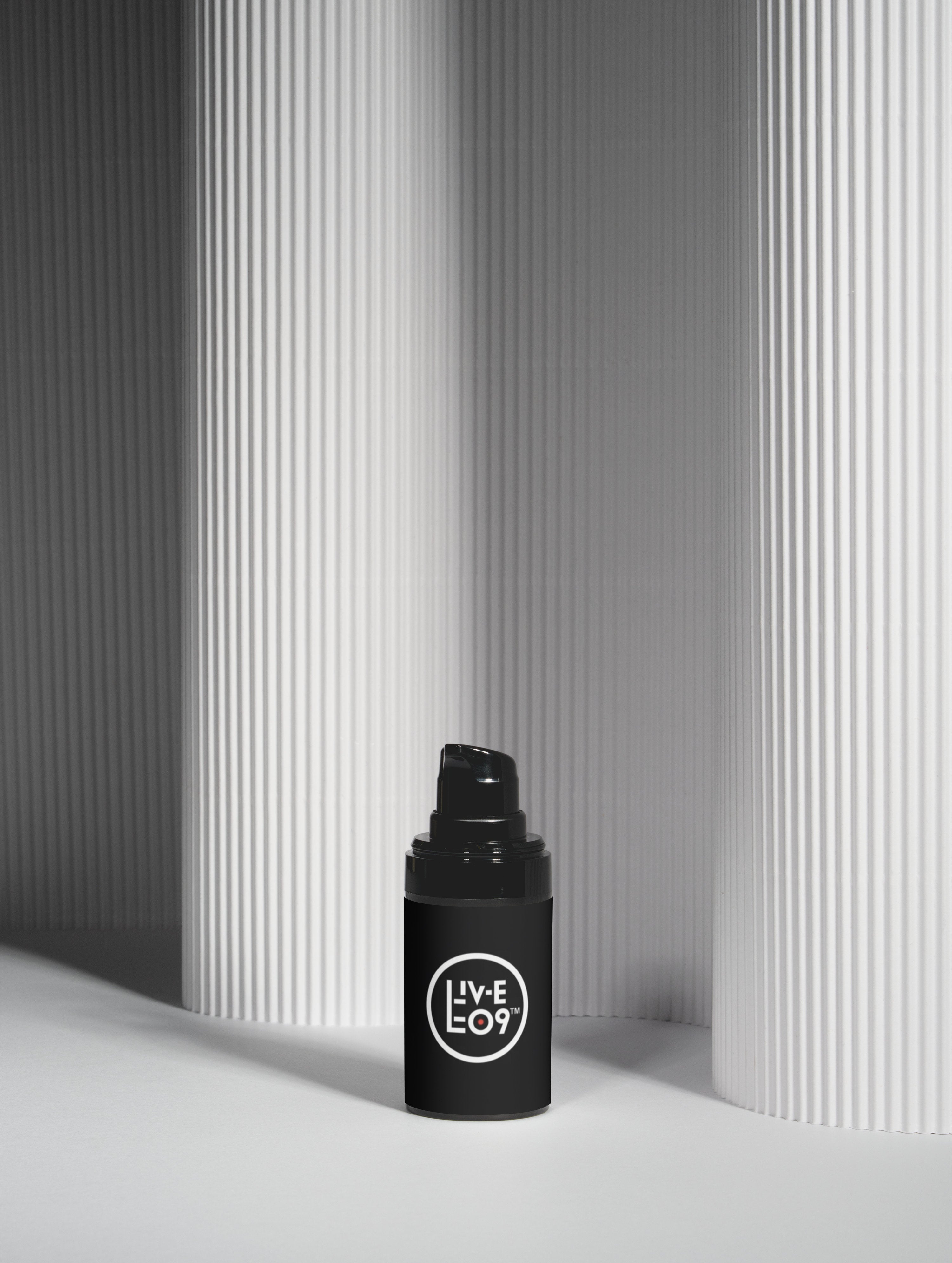 LIVELE09 3-in-1 Eye Cream for Men