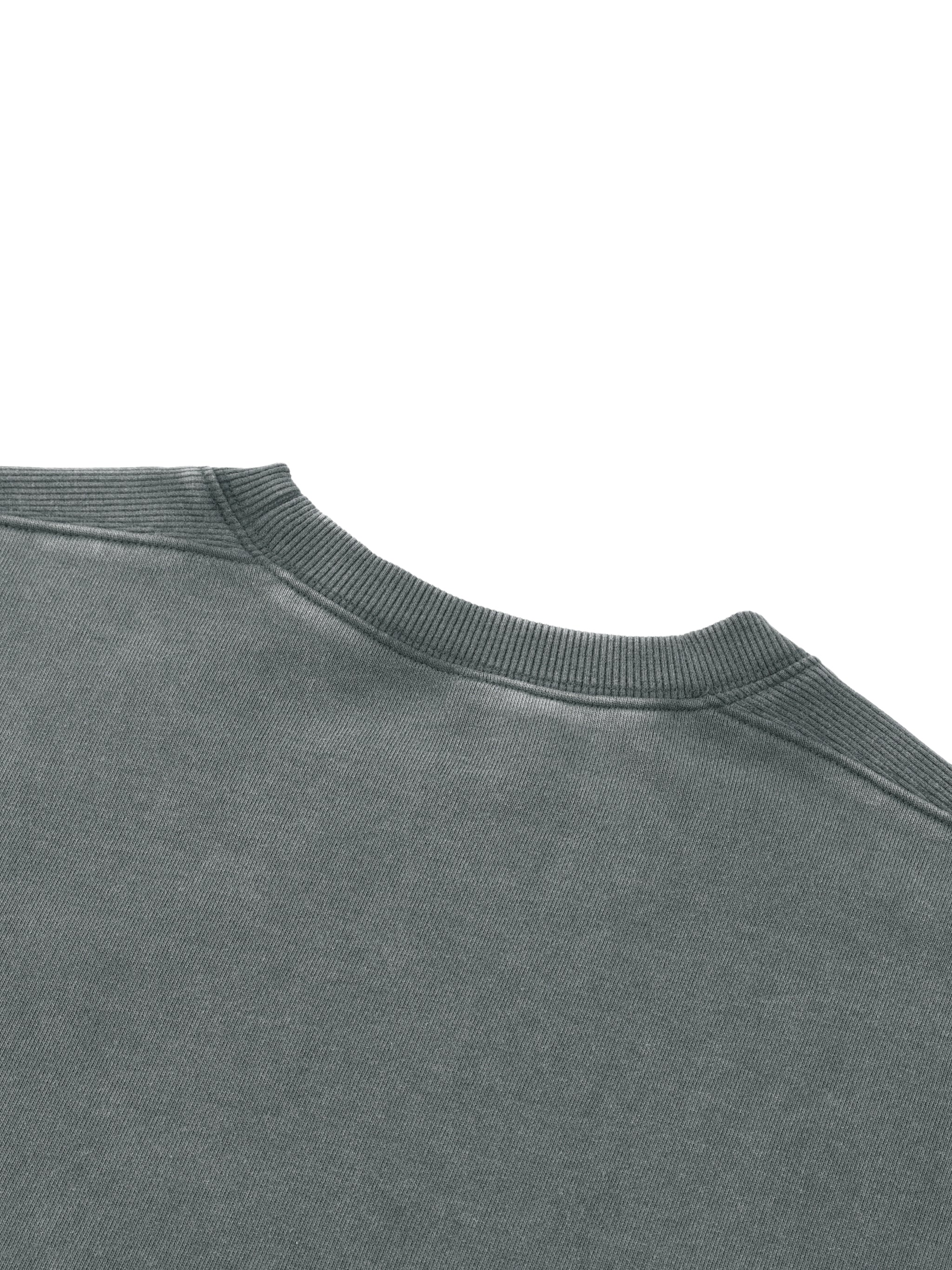 LIVELE09  Mineral Wash Boxy Raw Edge T-Shirt
