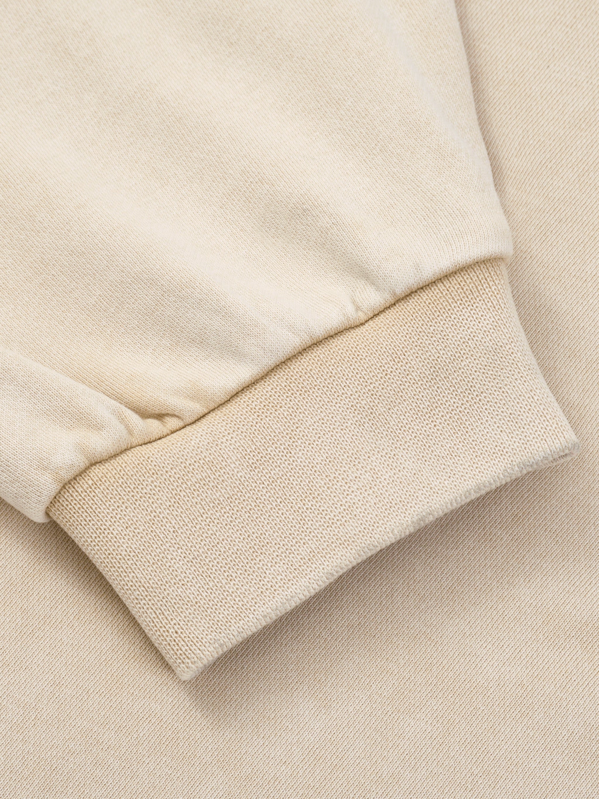 LIVELE09 Mineral Wash Boxy Sweatshirt